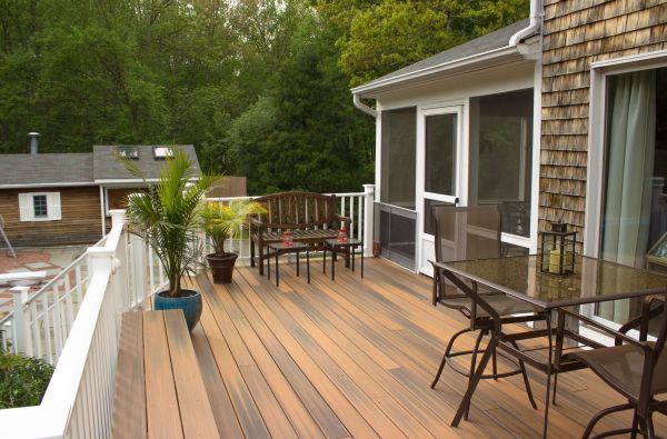 Decking Service in Woodinville